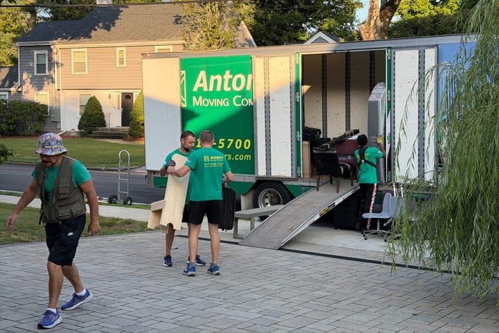Arlington, MA Moving Tips: Parking, Permits & Narrow Streets